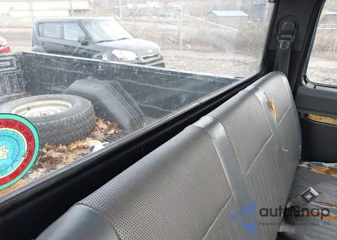 1991 Ford F150 from USA, damaged, VIN 1FTEF14Y9MNA47465